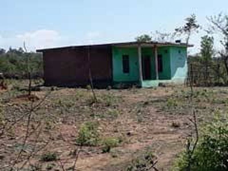 Kathua rape case : victim asifa buried 8km from village after locals refuse land