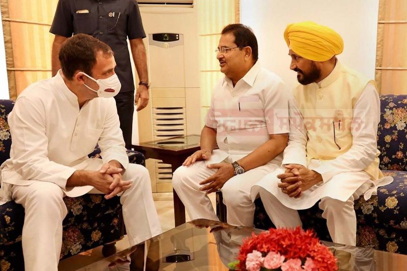 Former CM of Punjab Charanjit Channy called on Rahul Gandhi