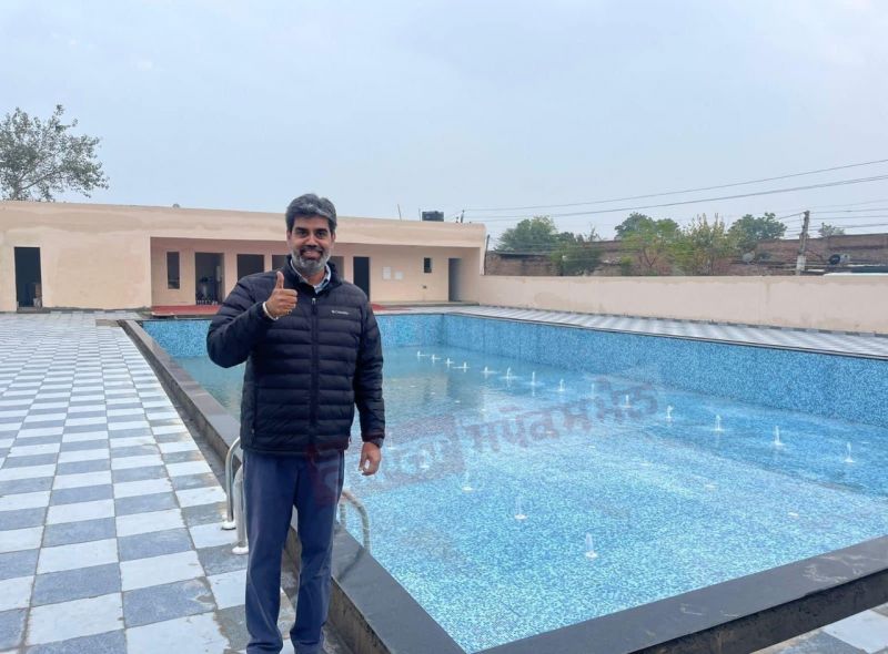 Jaijeet johal visits Bathinda school