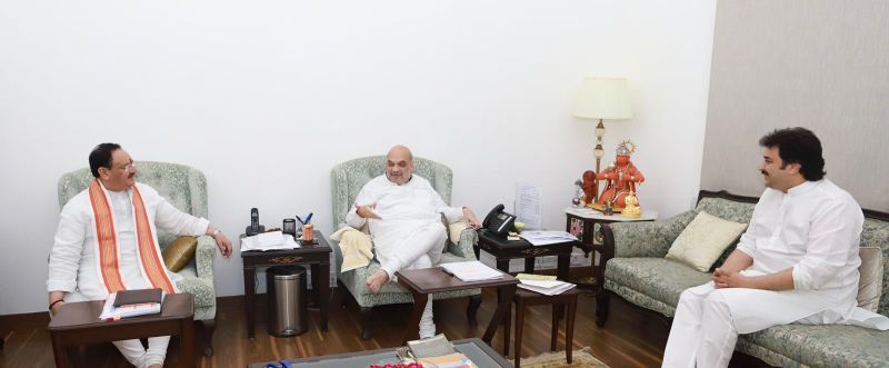 Congress MLA Kuldeep Bishnoi meets Amit Shah, may join BJP