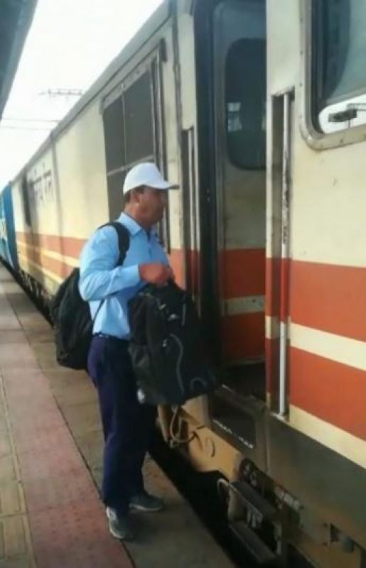 Railways to give drivers, guards trolley briefcases