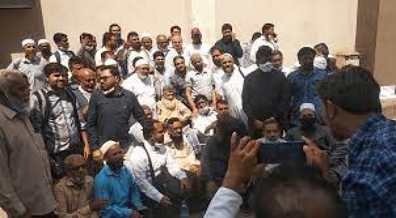Surat court acquits 127 accused of being SIMI members 20 years after arrest Surat court acquits 127 accused of being SIMI members 20 years after arrest