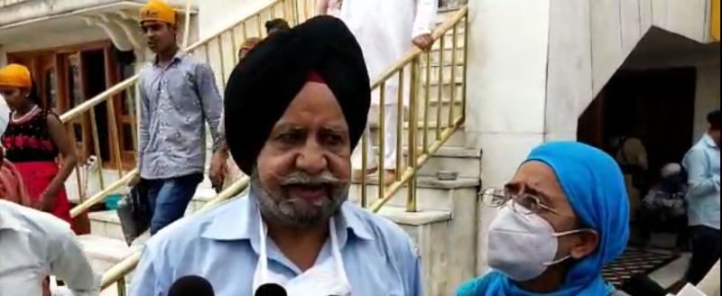 Scholars arrive at Sri Akal Takht Sahib to prevent incidents of indecency Scholars arrive at Sri Akal Takht Sahib to prevent incidents of indecency