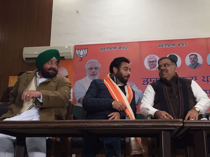Harjot Kamal joins the BJP