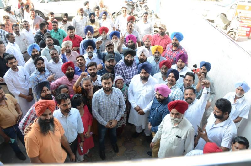 Maheshinder Grewal in Peoples