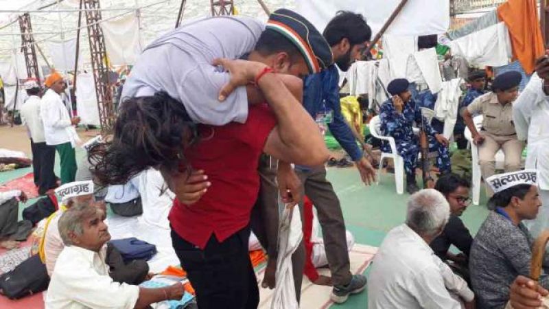 Anna Hazare Third Day of Hunger Strike