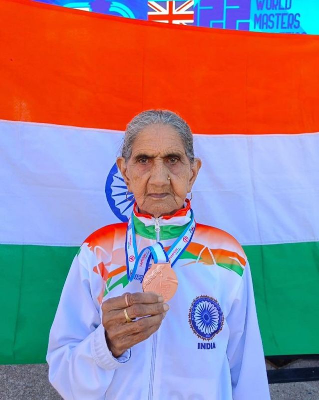 Bhagwani devi wins gold in 100m