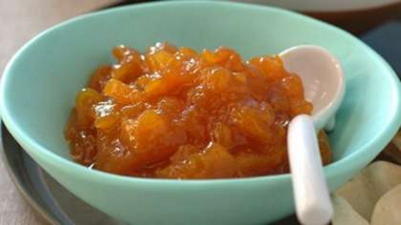 Apples and mangoes chutney