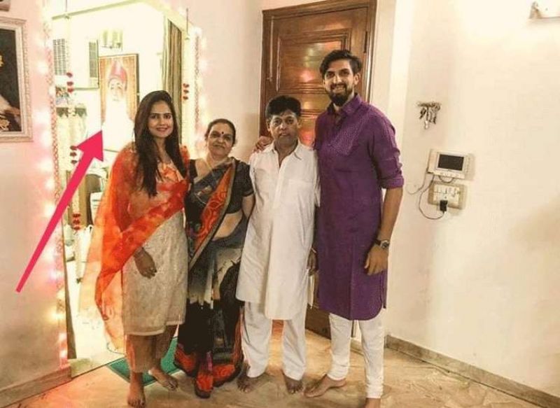 Ishant Sharma troll on social media after Asaram Bapu photo found in house