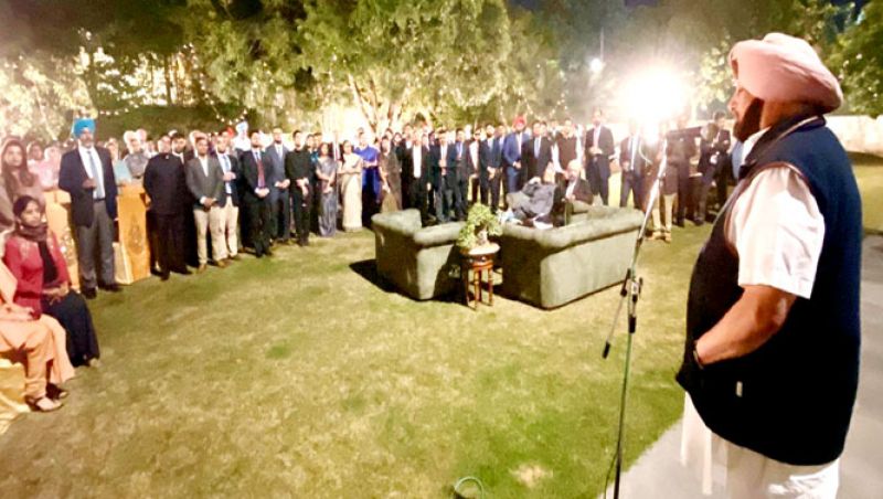 Capt Amarinder and Punjab IAS officers