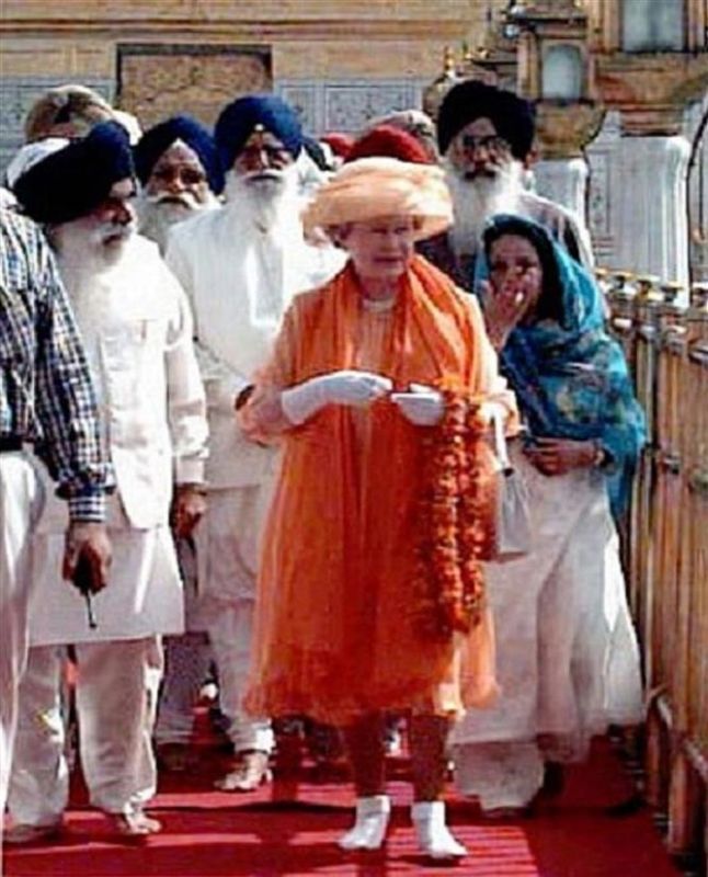 When Queen Elizabeth II visited Golden Temple When Queen Elizabeth II visited Golden Temple