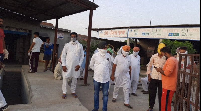 Youth commits suicide by hanging with fan at Shere Punjab Dhaba in Kotkapura