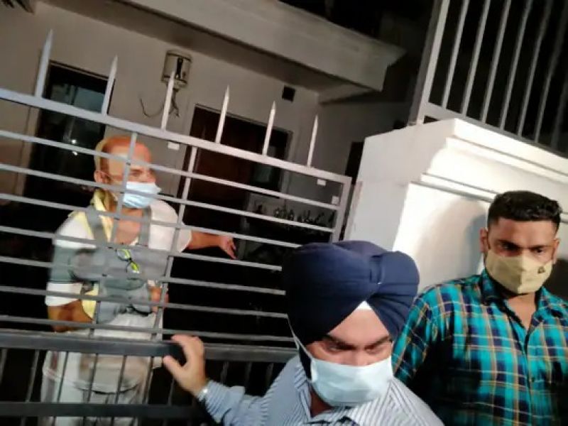 Vigilance raid on former DGP Sumedh Saini's house