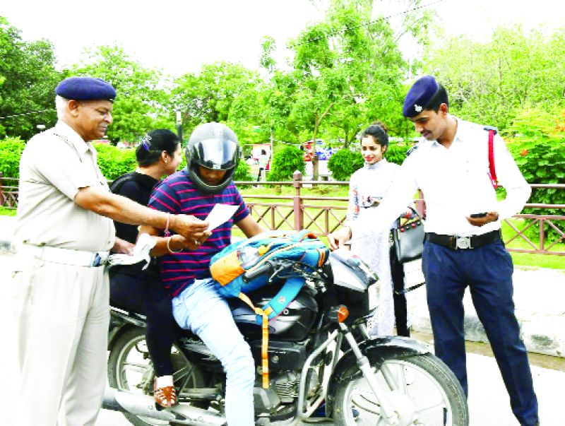 Police Cutting Challan
