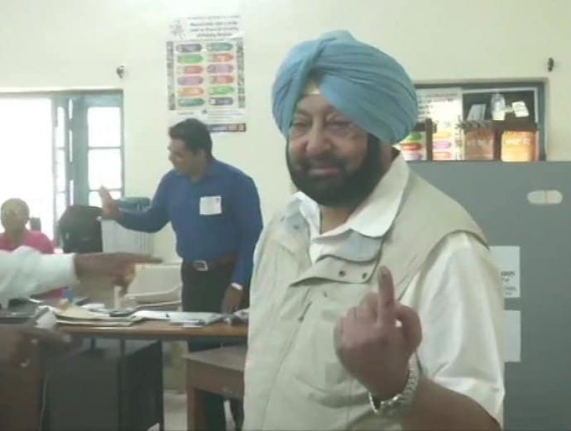 Captain Amarinder Singh Cast Their Vote
