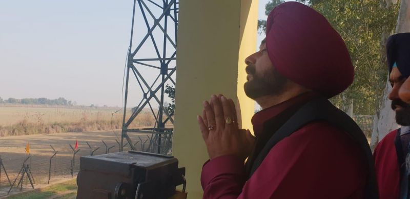 Sidhu  visits Sri Kartarpur Sahib