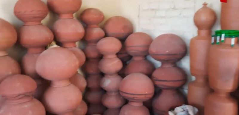 Pots