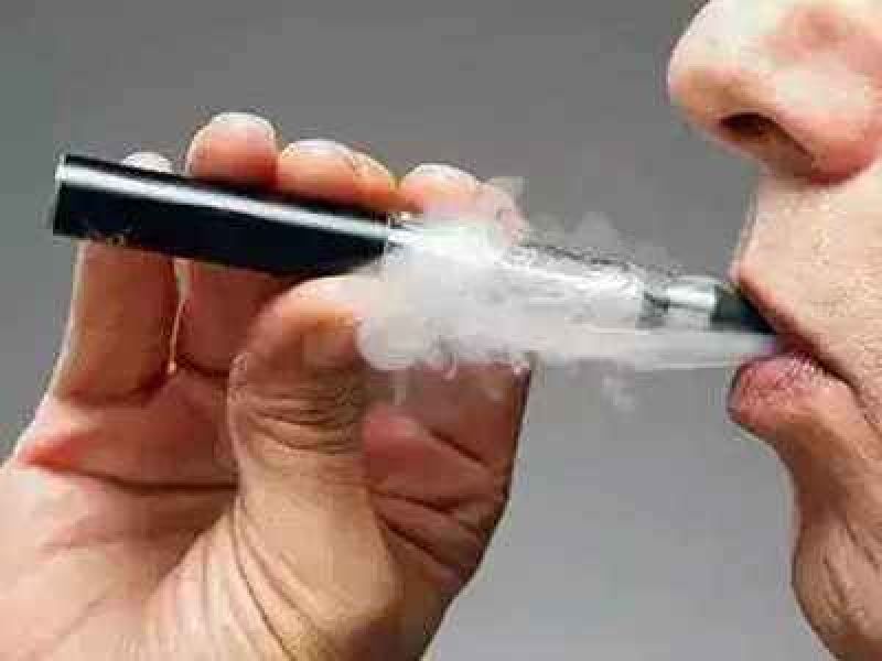 youth smoke e cigarette