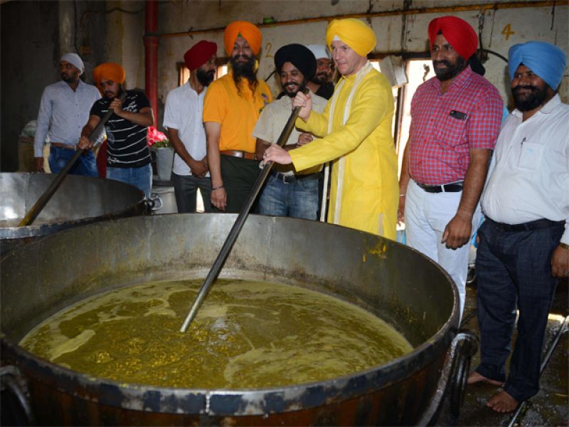 langar sewa