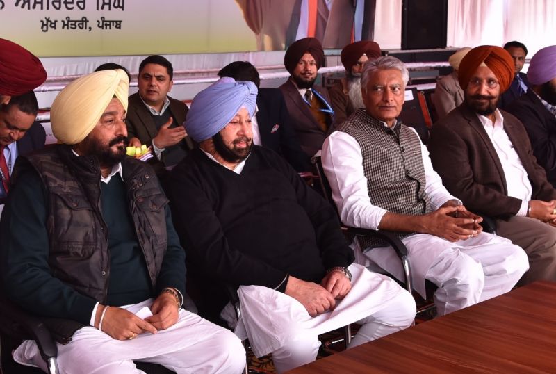 Captain's team in Mahiraj