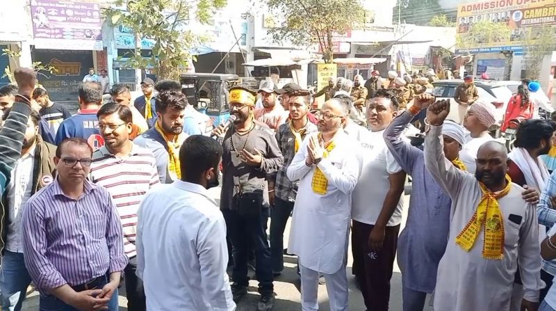 Cow slaughter case: Shops closed by Hindu organization, protest march