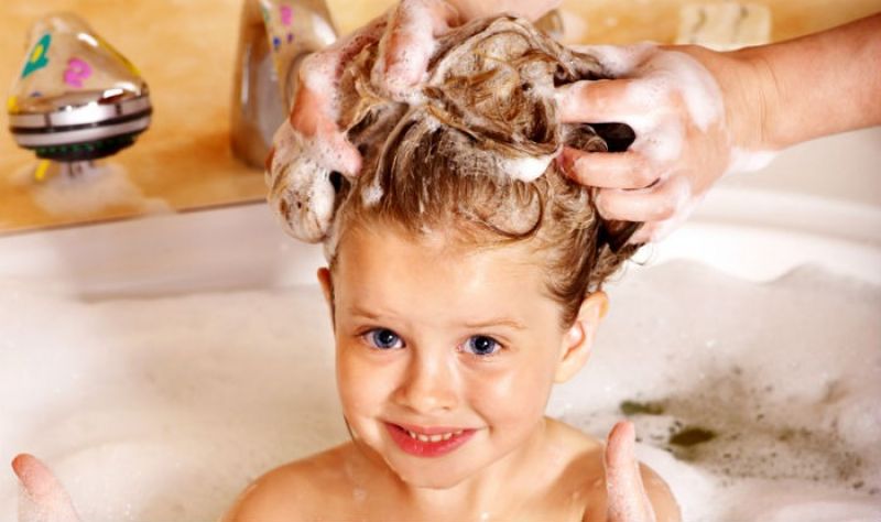 Take special care of children's hair