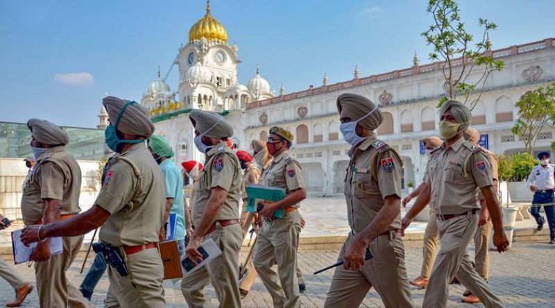 Wearing a mask is a must for sangats visiting Darbar Sahib