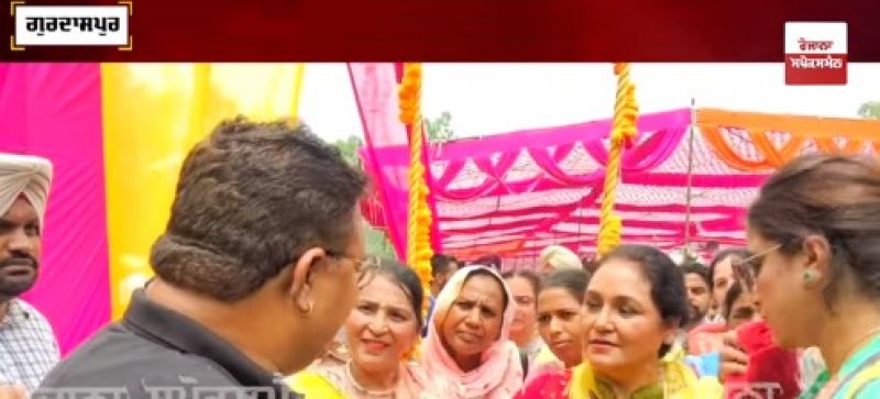 Celebrated teej festival in gurdaspur