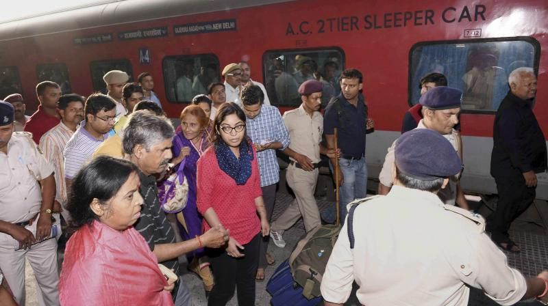 Bhagalpur bound Express train robbed