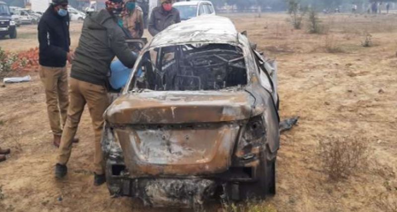 Five charred to death after container truck hits car on Yamuna Expressway in Agra Five charred to death after container truck hits car on Yamuna Expressway in Agra