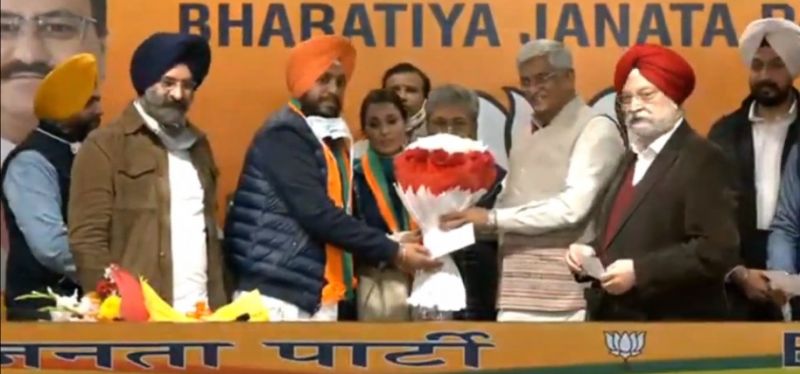  Several leaders from Punjab Joins BJP