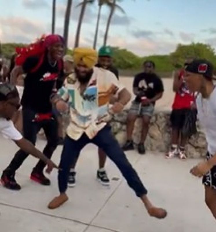 Sikh man's impromptu dance in Miami is a whole vibe