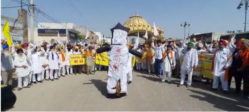 Farmers Protest against agnipath scheme 