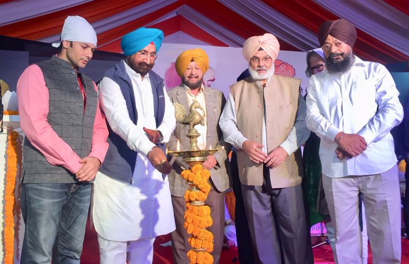 Dera Baba Nanak Utsav commences with Spiritual Richness