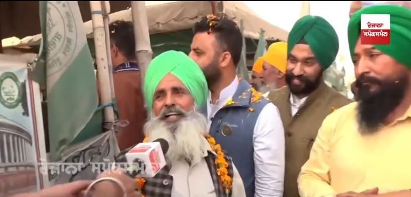 Celebration of repeal of farm laws at Singhu border Celebration of repeal of farm laws at Singhu border