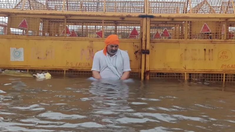 Rakesh Tikait 