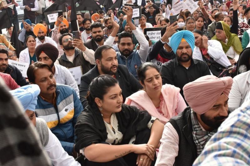 NHM employees will be regularised on formation of AAP government in Punjab