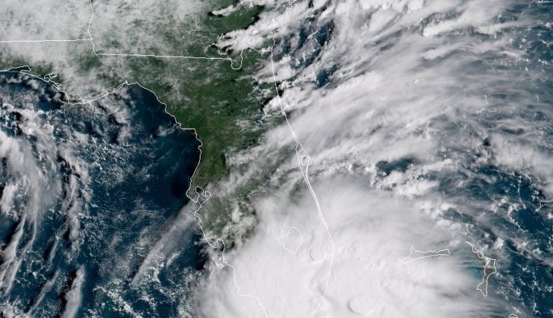 Tropical storm moon fell on the Chinese island of Hainan