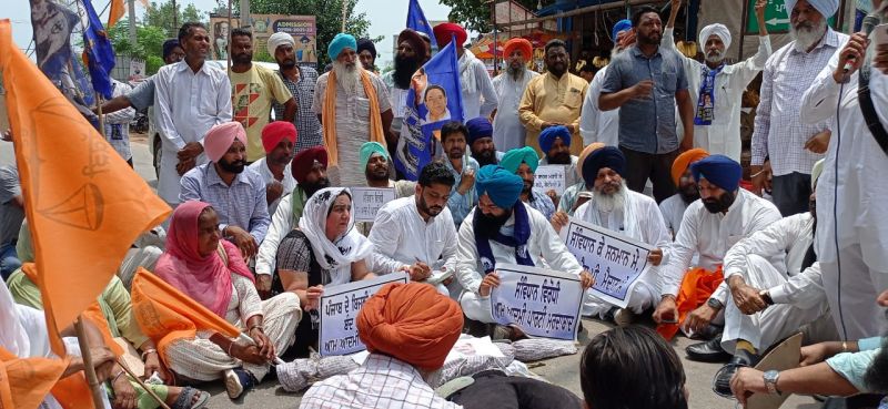 Aam Aadmi Party, apologizing party