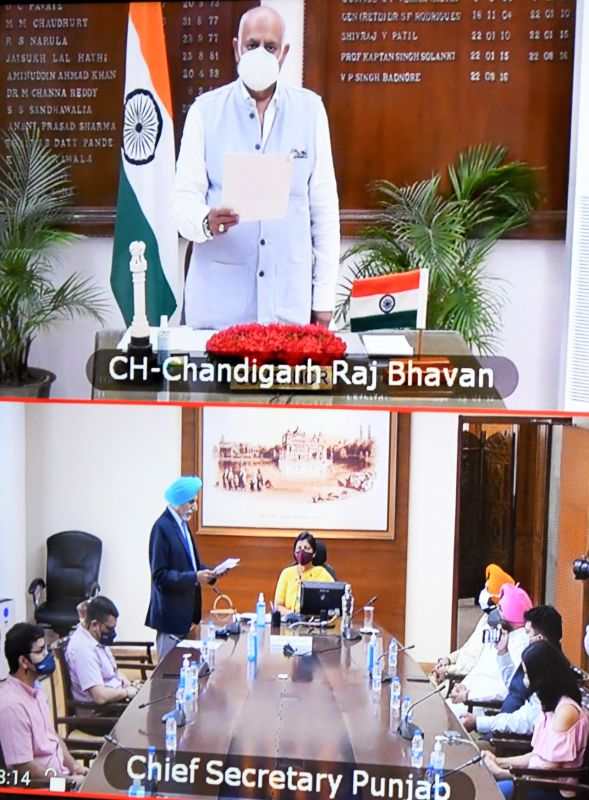 PUNJAB GOVERNOR ADMINISTERS VIRTUAL OATH TO ONE PPSC MEMBER