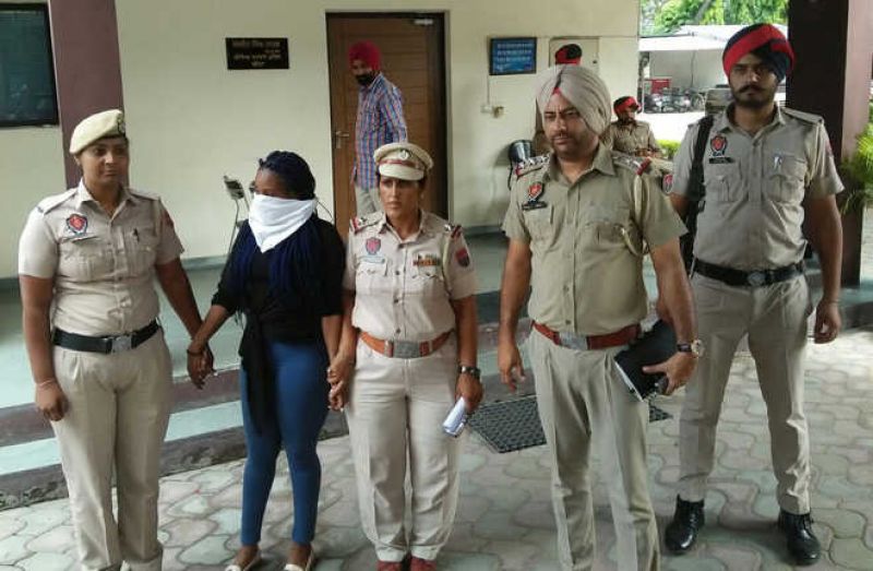 Tanzanian woman operating from Delhi arrested with heroin 