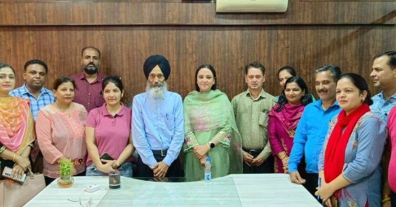 MLA Dr. Amandeep Kaur Arora handed over appointment letters to 237 ETT candidates