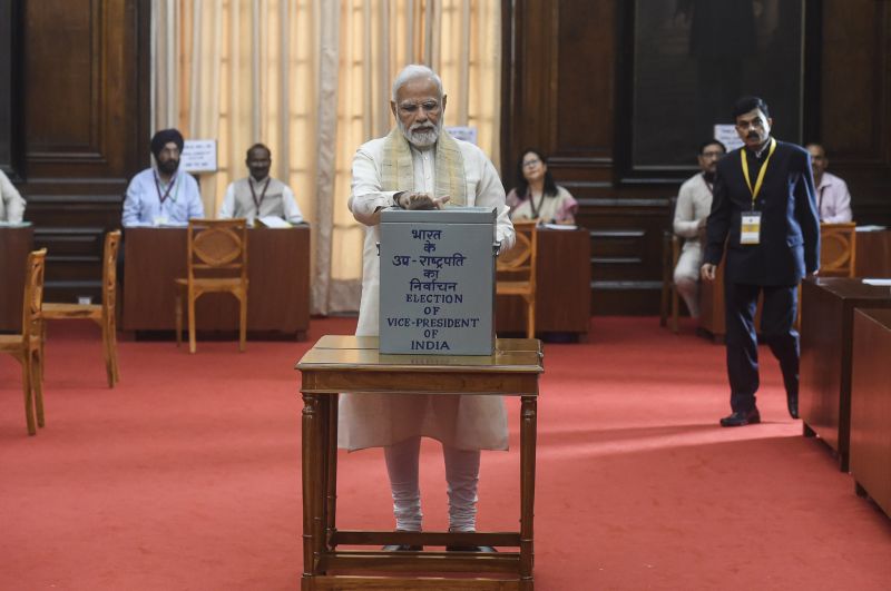 PM Modi casts his vote PM Modi casts his vote