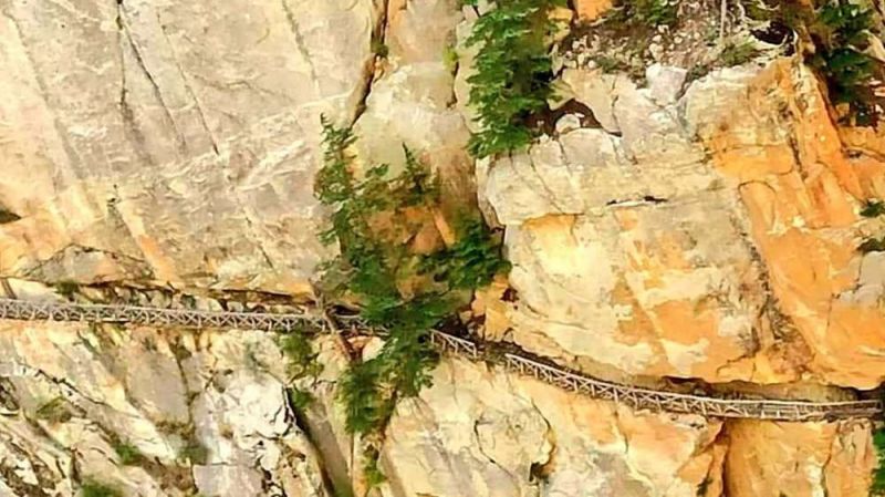 150-year-old skywalk in Uttarkashi's Nelong Valley opened after 60 years defaced by tourists 150-year-old skywalk in Uttarkashi's Nelong Valley opened after 60 years defaced by tourists