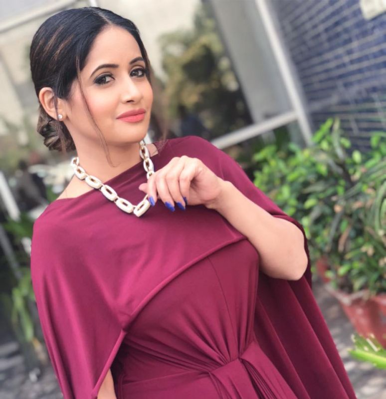 Miss Pooja Miss Pooja