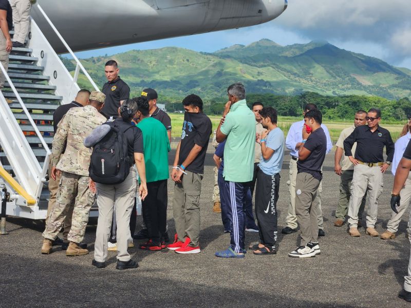 Panama deports 130 Indian News Panama deports 130 Indian News