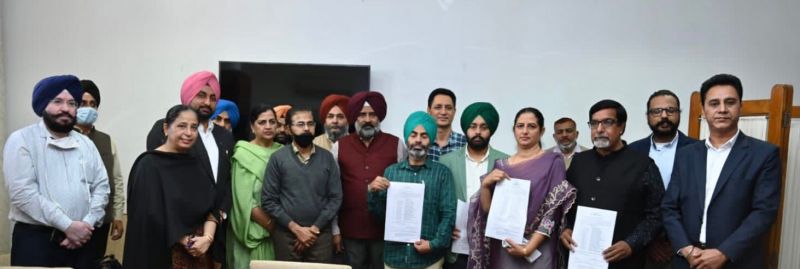 Deployment of Language Officers in 15 Districts on the Initiative of Pargat Singh