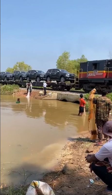 Royal Railway 6663 Royal Railway 6663