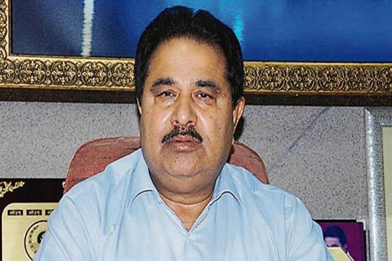 Education minister op soni