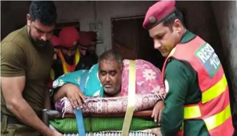 Pakistan's biggest man dies, 330 kg weight